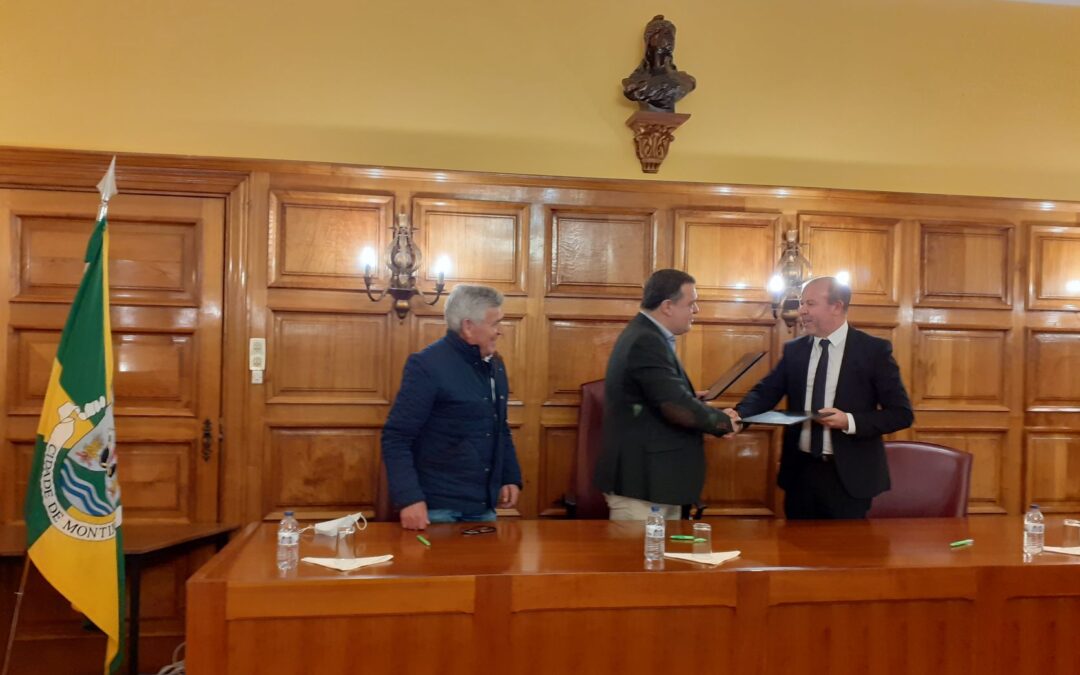 FPAS E CÂMARA MUNICIPAL DO MONTIJO ASSINAM PROTOCOLO DA 25ª FEIRA NACIONAL DO PORCO